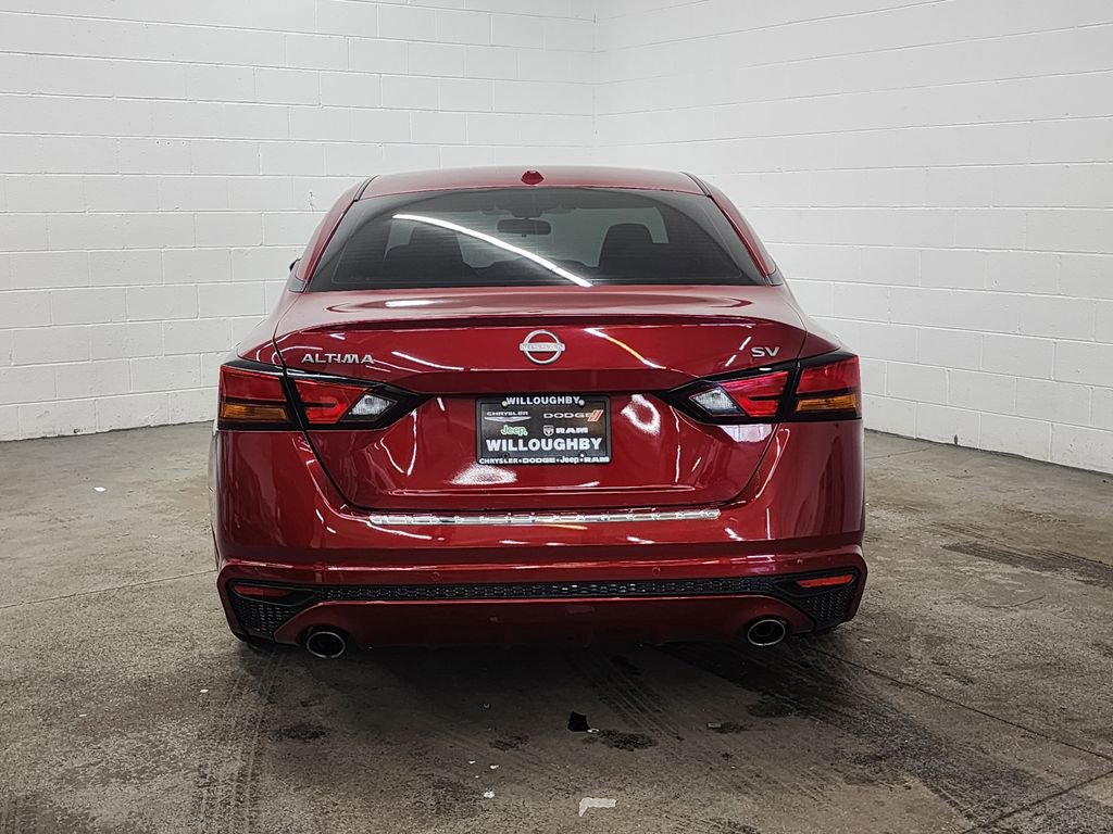 Used 2023 Nissan Altima 2.5 SV w/ SV Premium Package image 7