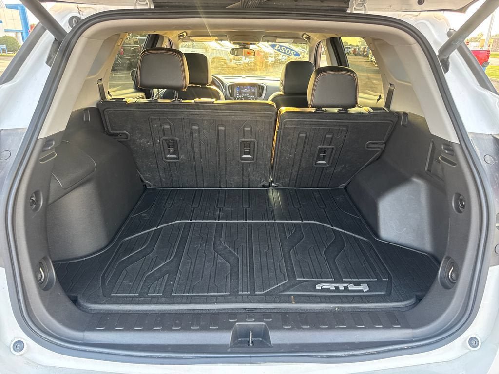 Used 2024 GMC Terrain AT4 w/ Infotainment Package II AWD/4WD image 6