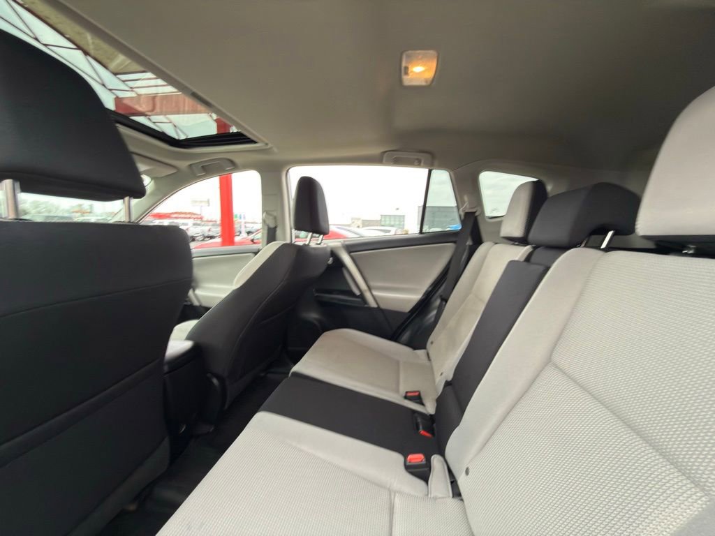 Used 2017 Toyota RAV4 XLE image 25