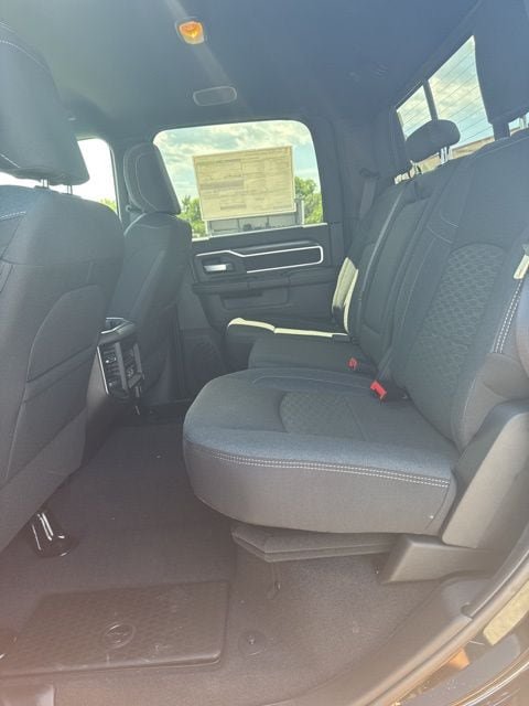Used 2025 RAM 2500 Big Horn AWD/4WD image 5