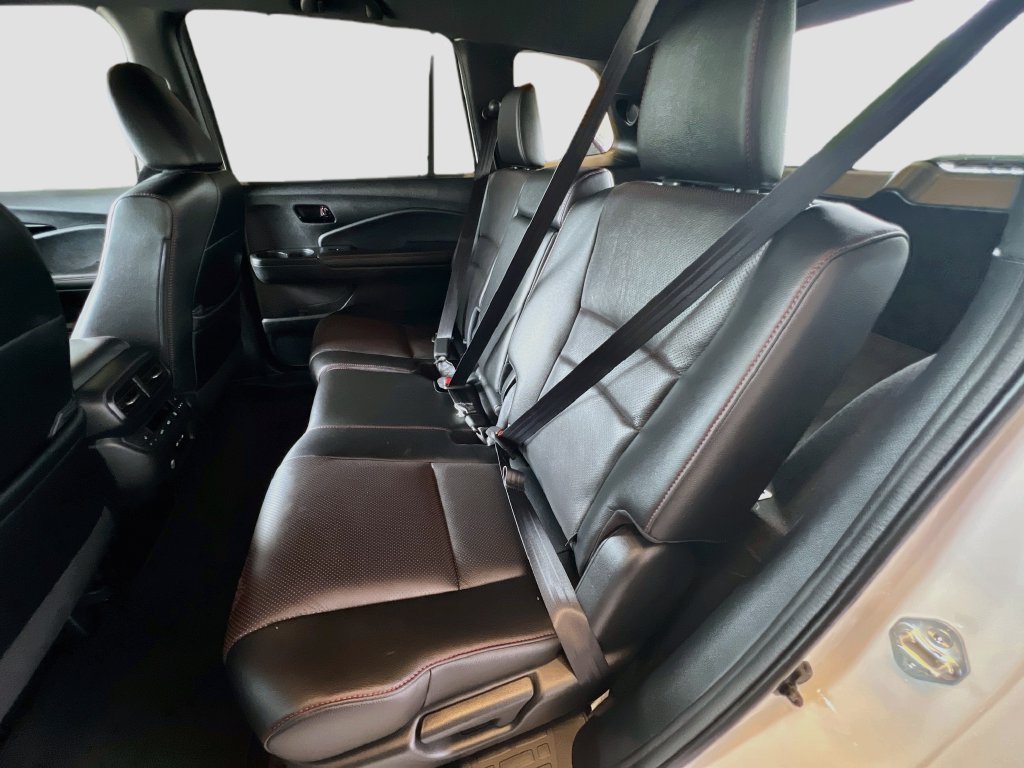 Used 2024 Honda Passport Black Edition image 26