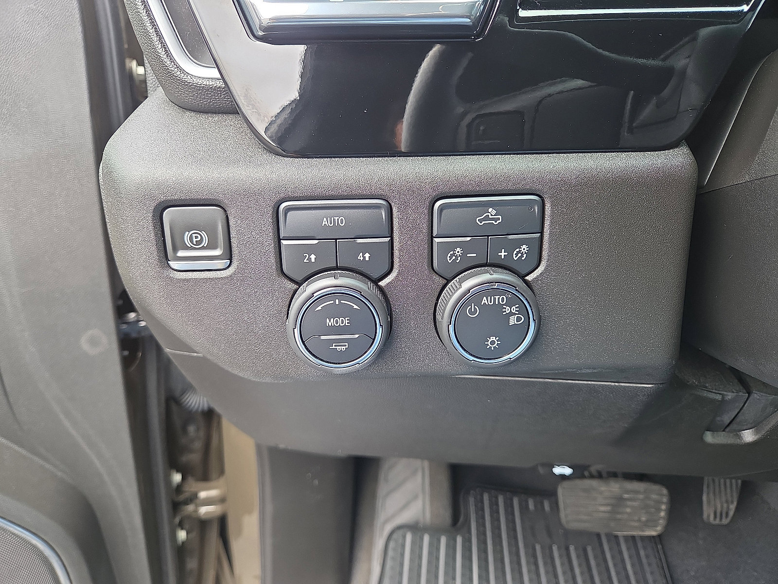 Certified 2023 Chevrolet Silverado 1500 LT image 29