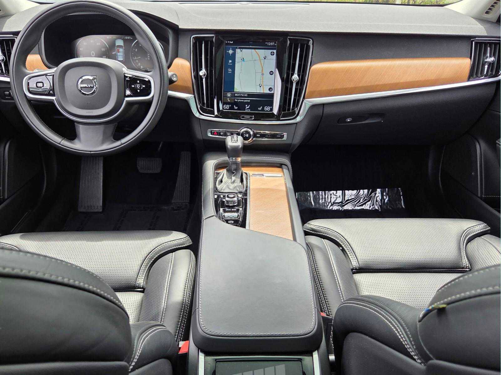 Used 2018 Volvo V90 T5 Inscription image 10