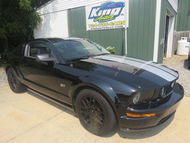 Used 2006 Ford Mustang GT RWD image 1