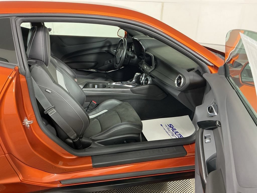 Used 2023 Chevrolet Camaro SS RWD image 9