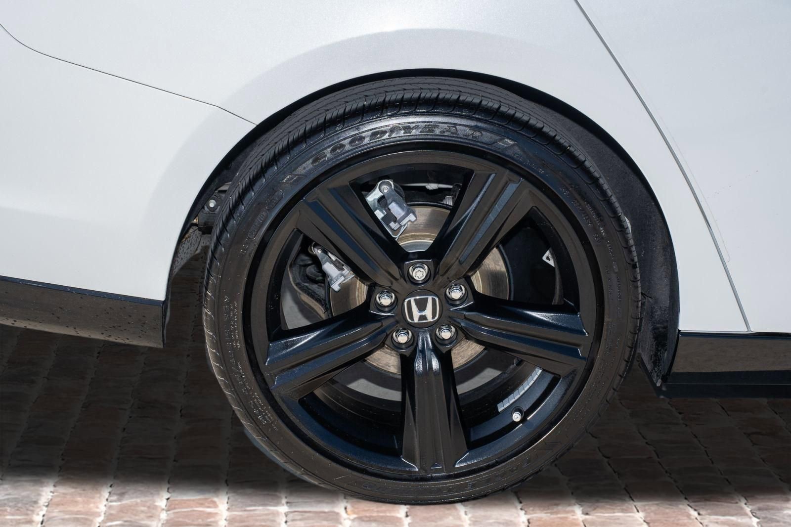 Certified 2025 Honda Accord Sport image 42