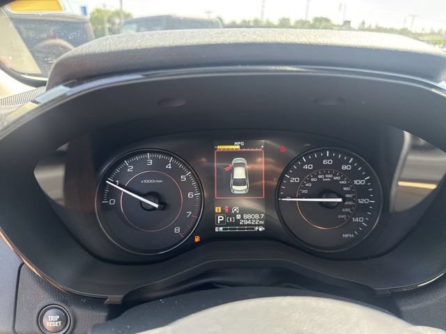 Used 2020 Subaru Crosstrek 2.0i AWD/4WD image 18