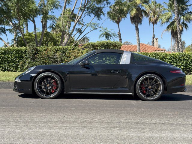 Used 2015 Porsche 911 Targa 4S image 2