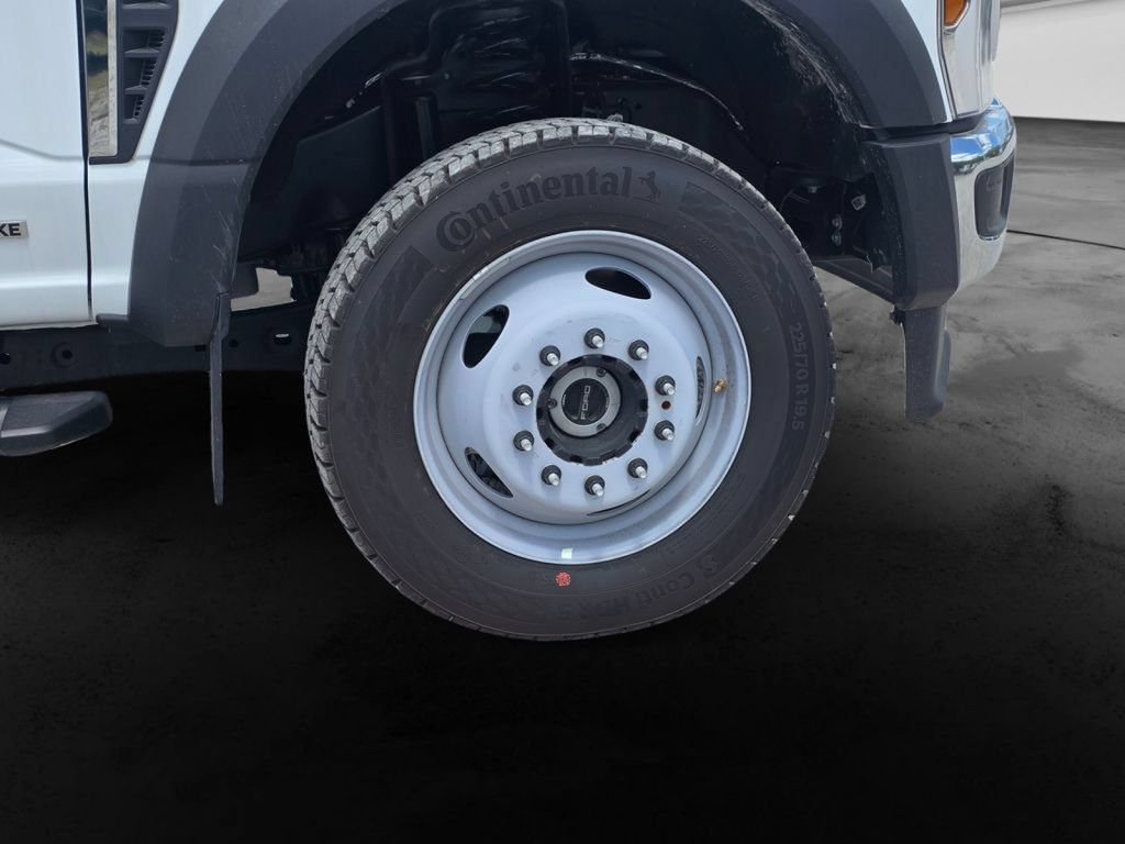 New 2026 Ford F550 4x4 Supercab Super Duty image 13