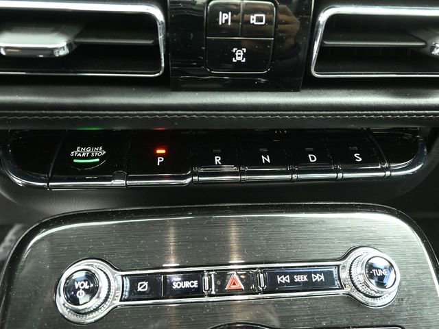 Certified 2022 Lincoln Nautilus Reserve w/ Equipment Group 201A image 14