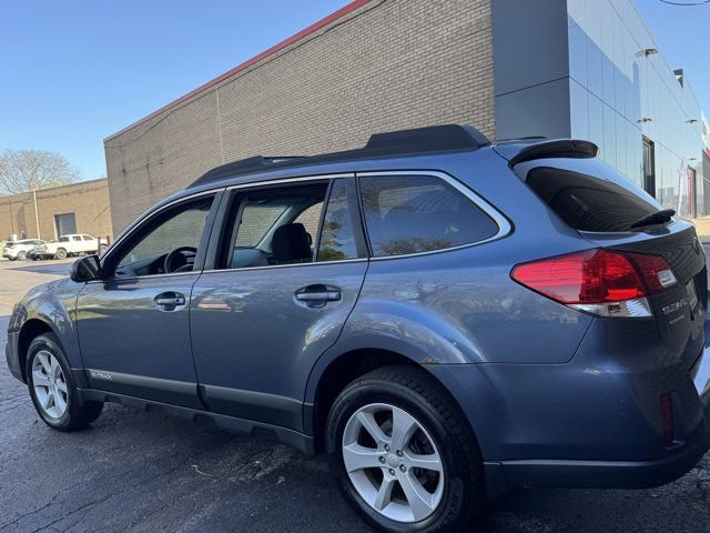 Used 2013 Subaru Outback 2.5i Premium AWD/4WD image 24