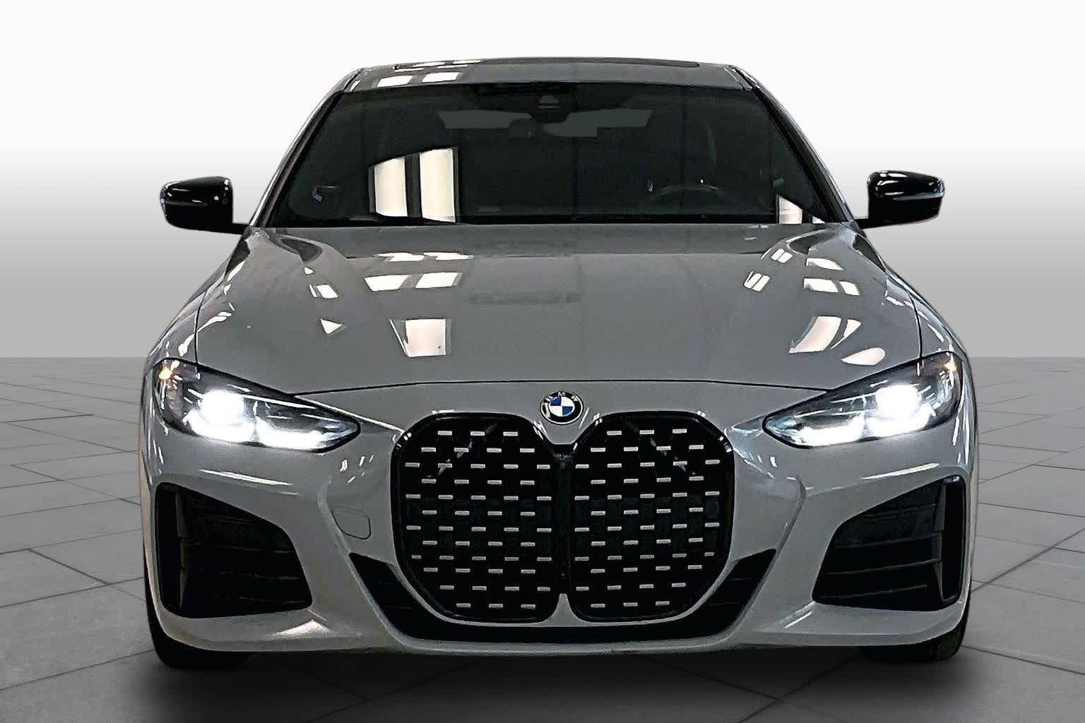 Used 2024 BMW M440i Coupe w/ Premium Package RWD image 3