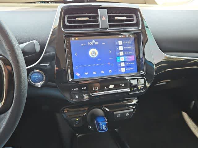 Used 2019 Toyota Prius L Eco FWD image 21