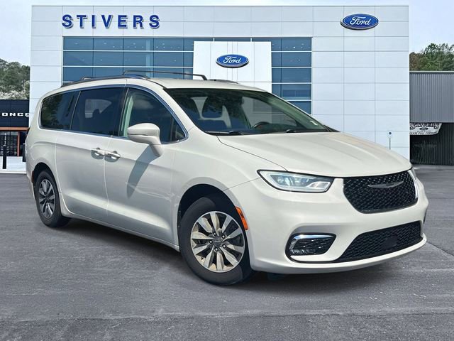 Used 2021 Chrysler Pacifica Touring-L FWD image 1