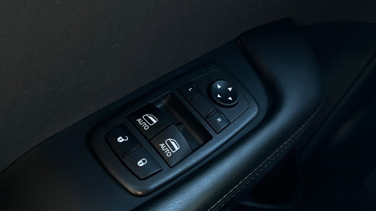 Used 2022 Dodge Challenger GT AWD/4WD image 30