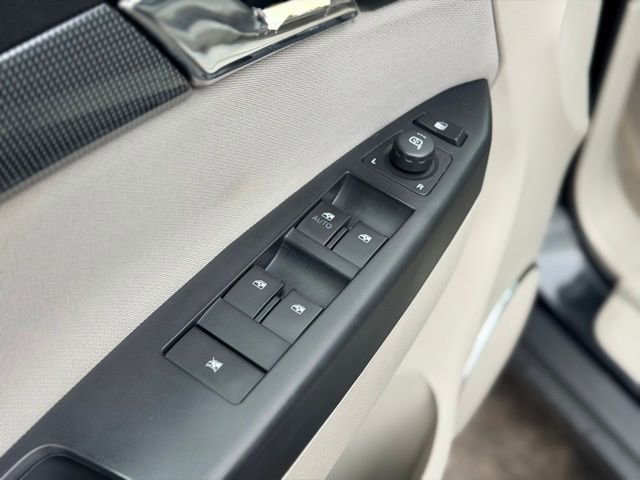 Used 2008 Saturn Vue XE w/ Preferred Package image 15