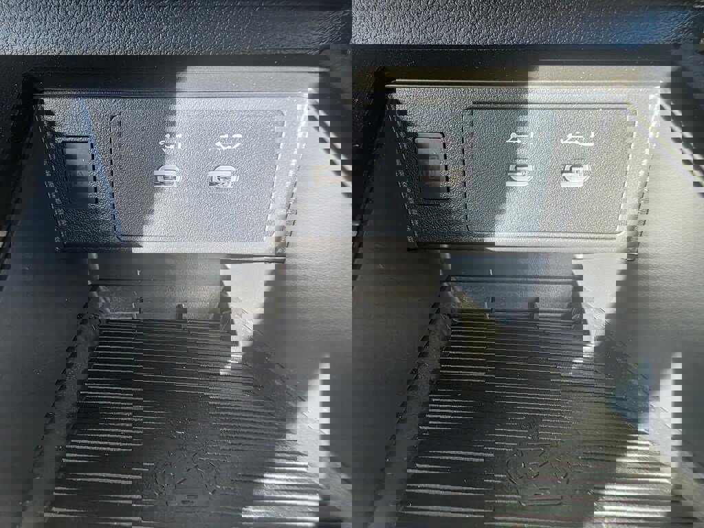 New 2026 Nissan Kicks SV image 19