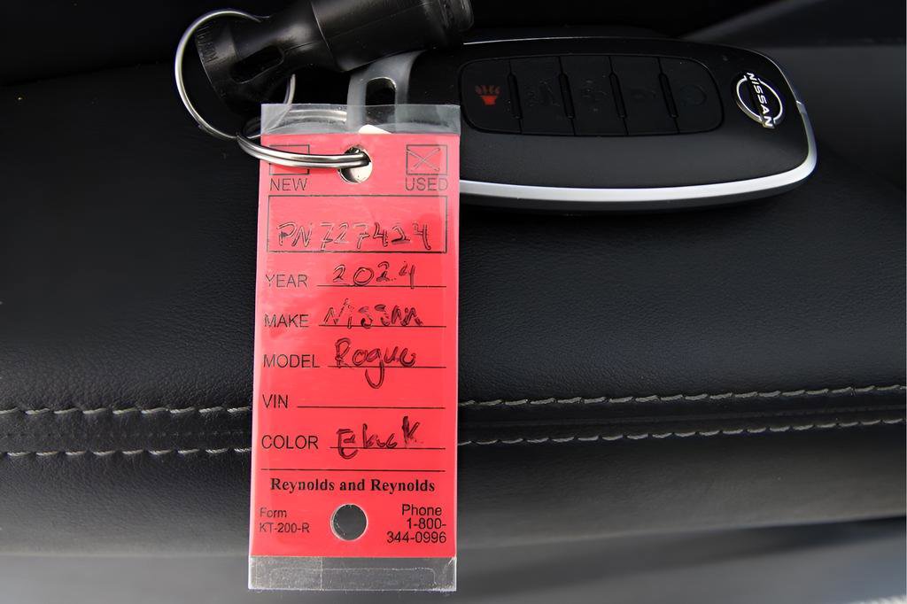 Used 2024 Nissan Rogue SL w/ SL Premium Package image 33