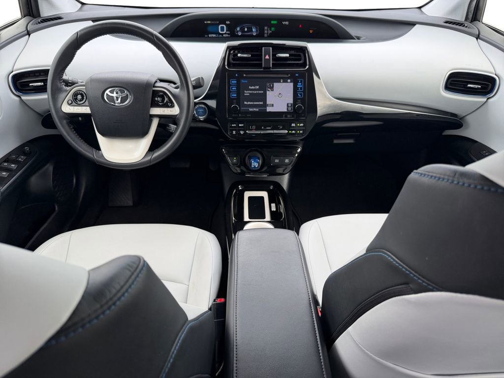 Used 2016 Toyota Prius Three Touring FWD image 12
