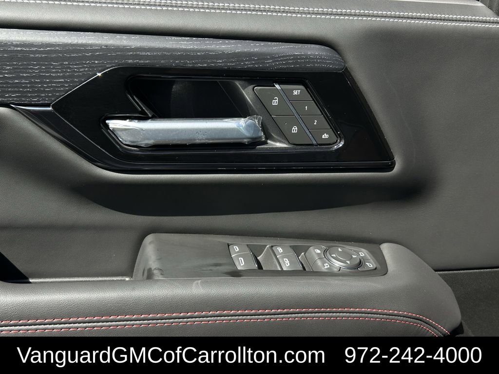 New 2026 GMC Yukon AT4 Ultimate w/ LPO, Floor Liner Package image 20