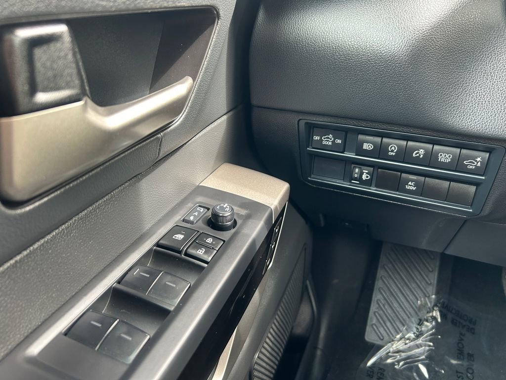 Used 2025 Toyota Tundra Limited w/ Power Package image 19