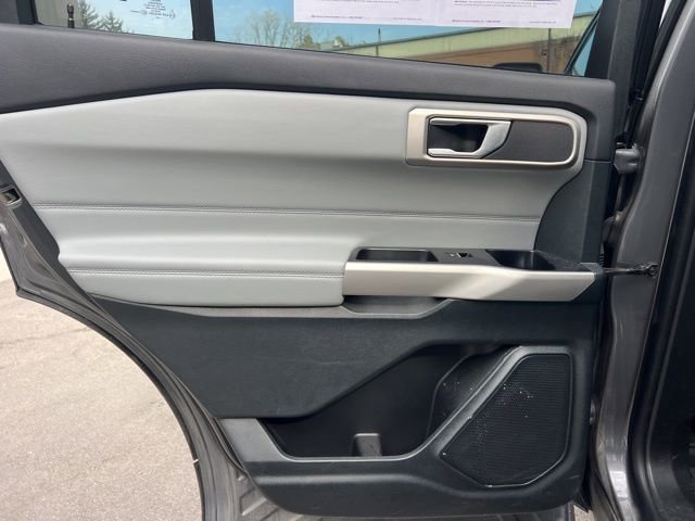 Used 2023 Ford Explorer XLT w/ Equipment Group 202A image 16