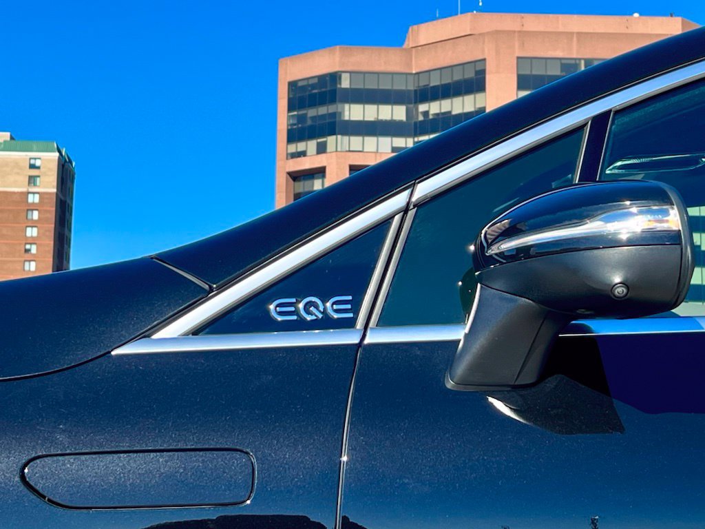Certified 2023 Mercedes-Benz EQE 350+ 4MATIC SUV image 10