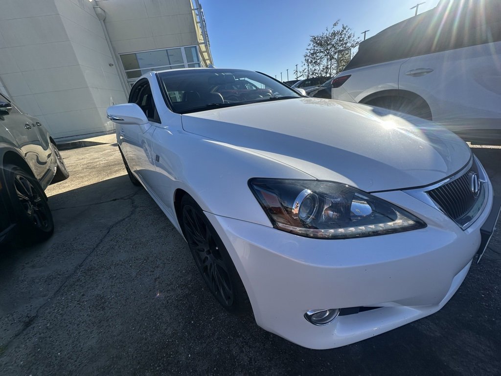 Used 2011 Lexus IS 350C image 17