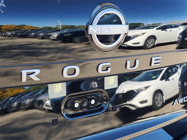 New 2026 Nissan Rogue SV w/ SV Premium Package image 7