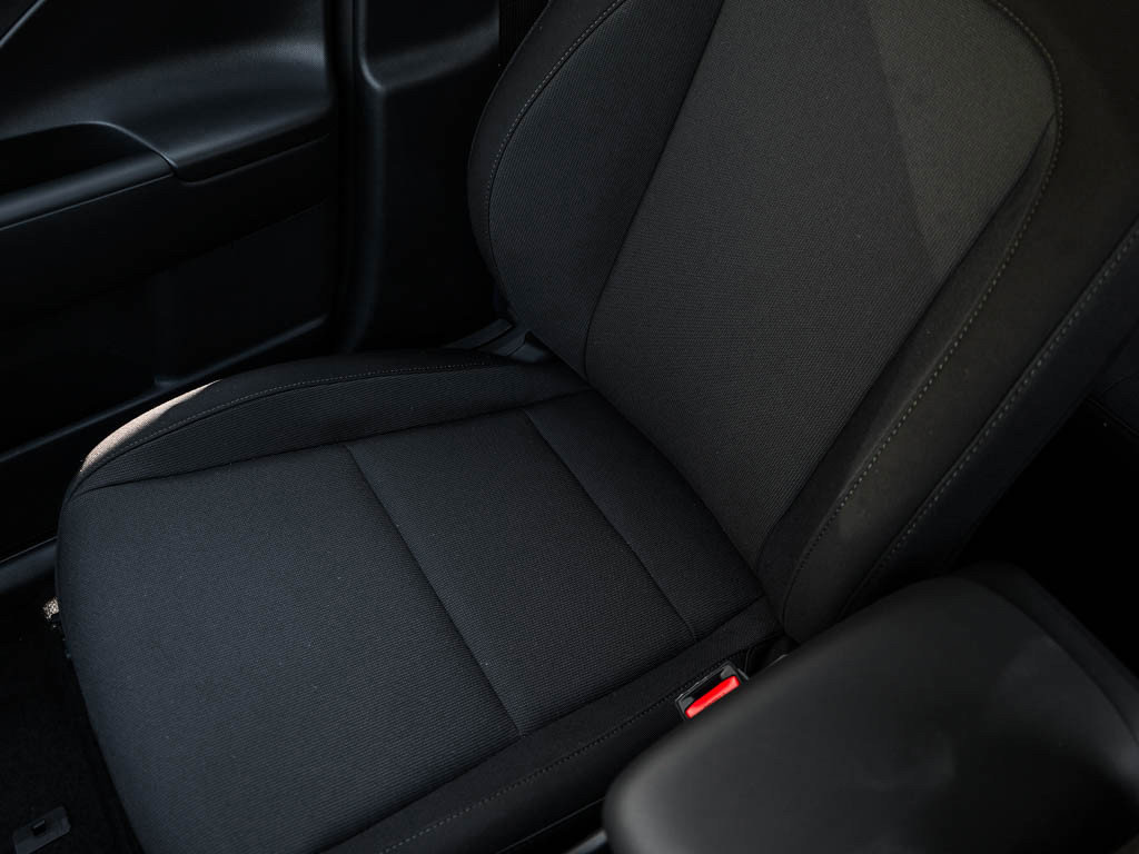 New 2026 Hyundai Kona SE image 24