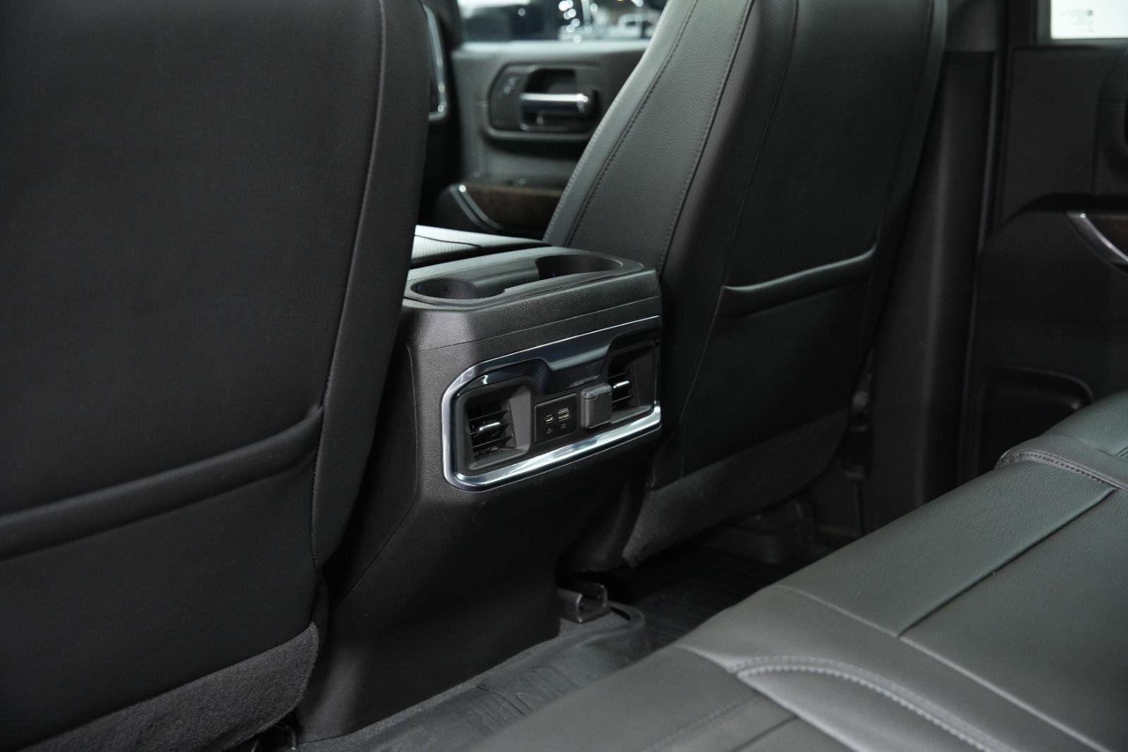 Used 2022 GMC Sierra 2500 Denali w/ Denali Ultimate Package image 23