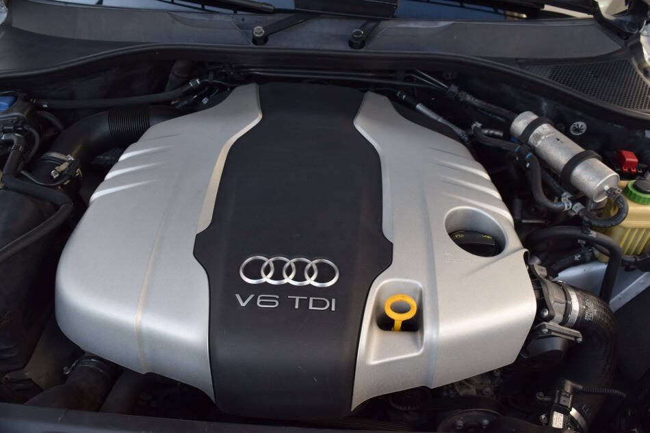 Used 2015 Audi Q7 TDI Prestige w/ Prestige Package AWD/4WD image 94