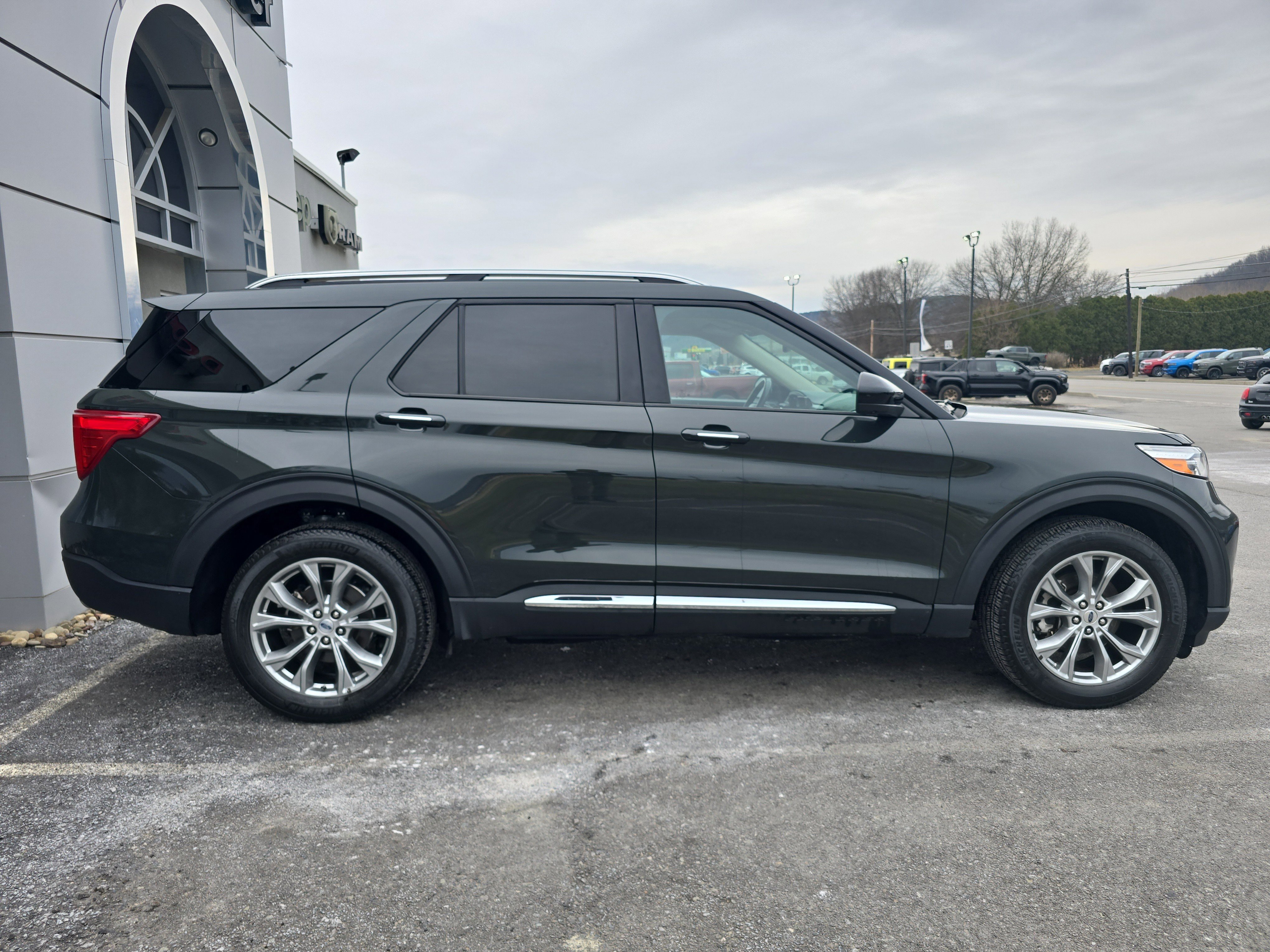 Used 2023 Ford Explorer Limited w/ Class IV Trailer Tow Package video 2