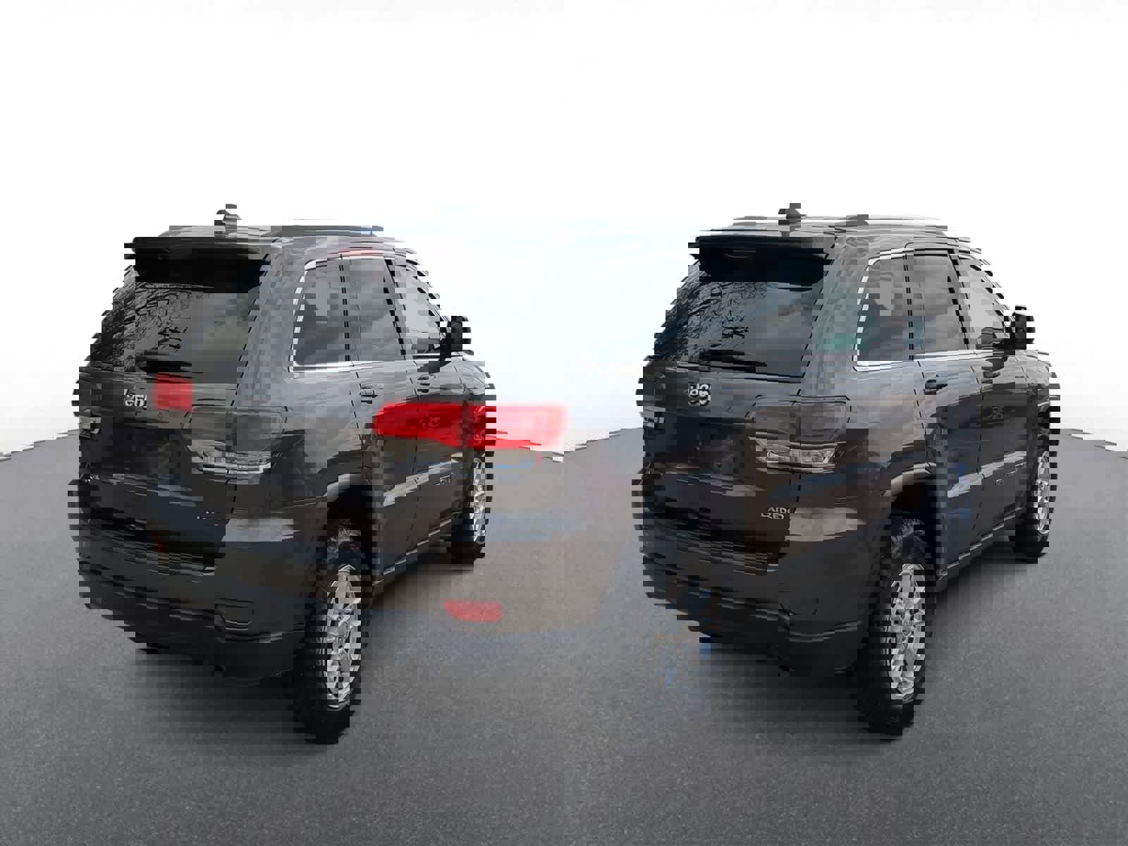 Used 2019 Jeep Grand Cherokee Laredo AWD/4WD image 8