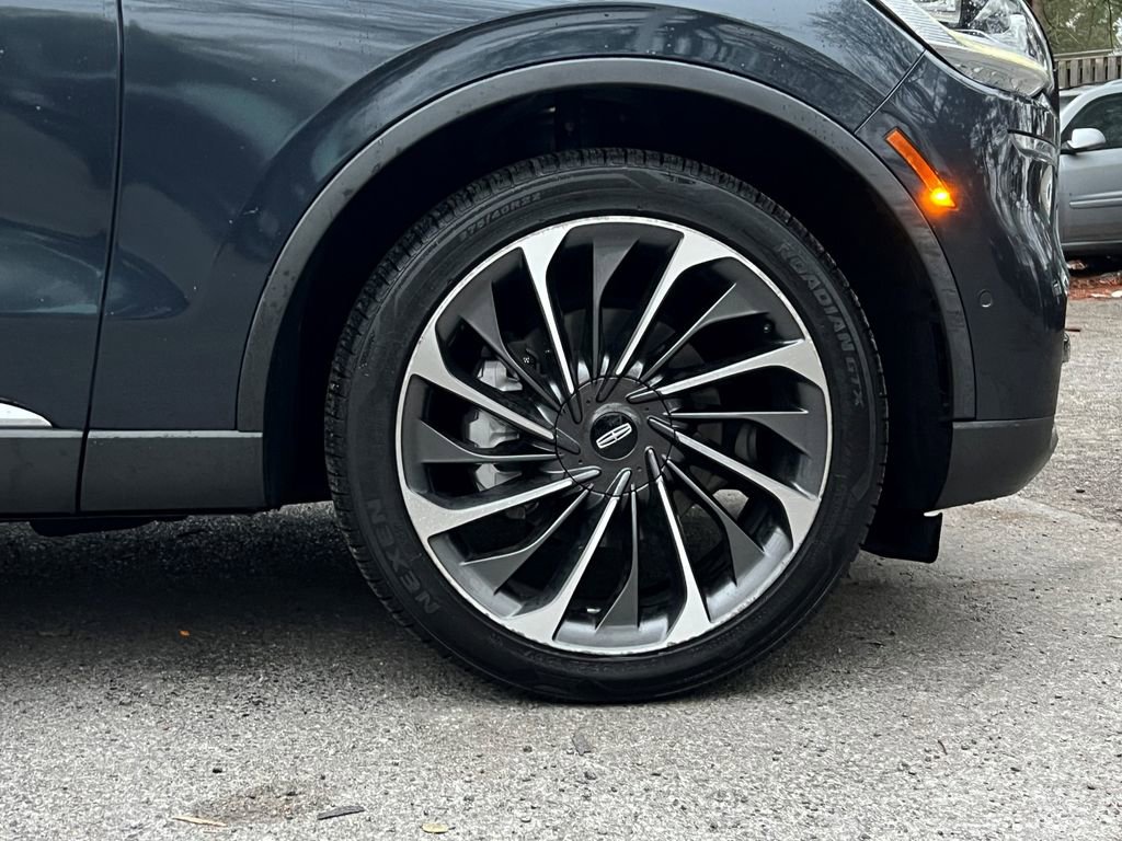 Used 2022 Lincoln Aviator Reserve w/ Equipment Group 201A image 9