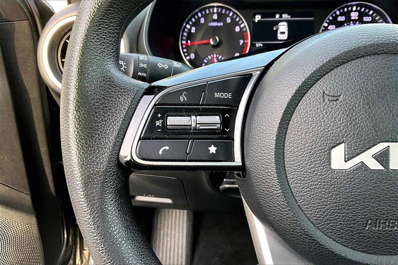 Used 2024 Kia Forte LXS image 25