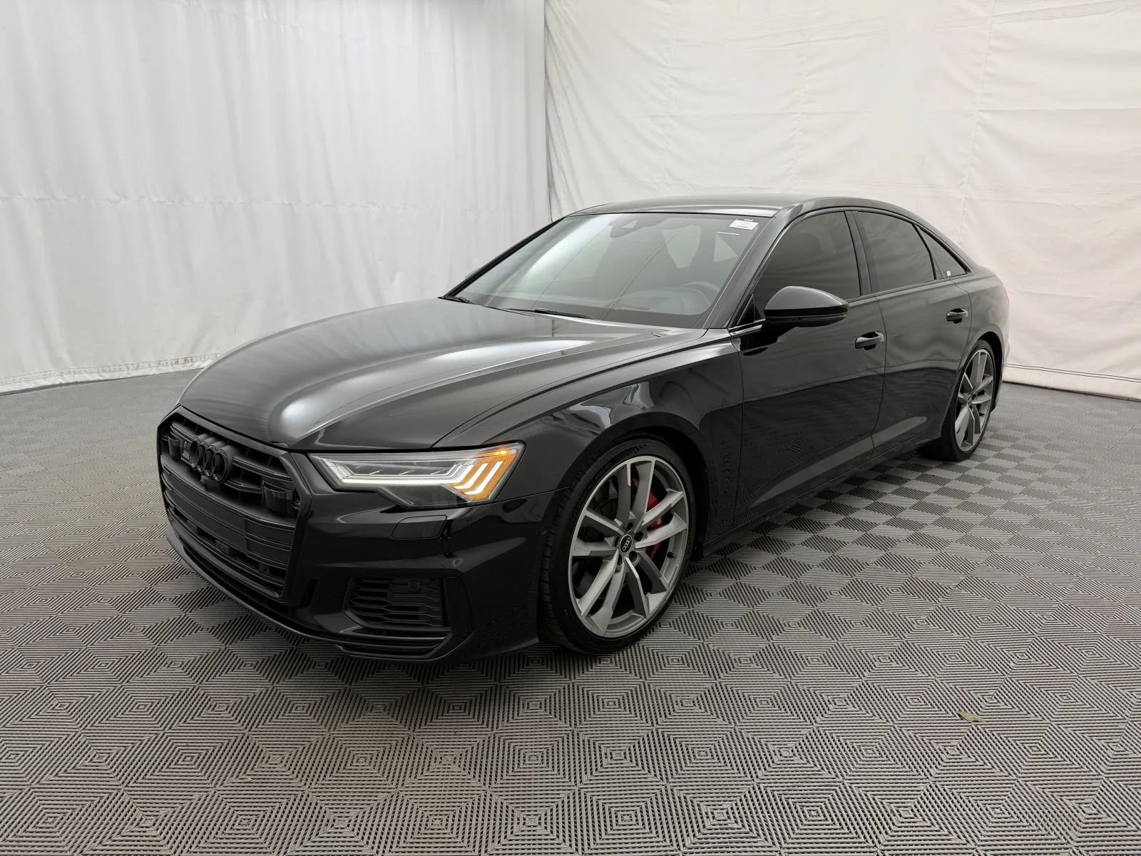 Used 2021 Audi S6 Prestige w/ Prestige Package AWD/4WD image 2