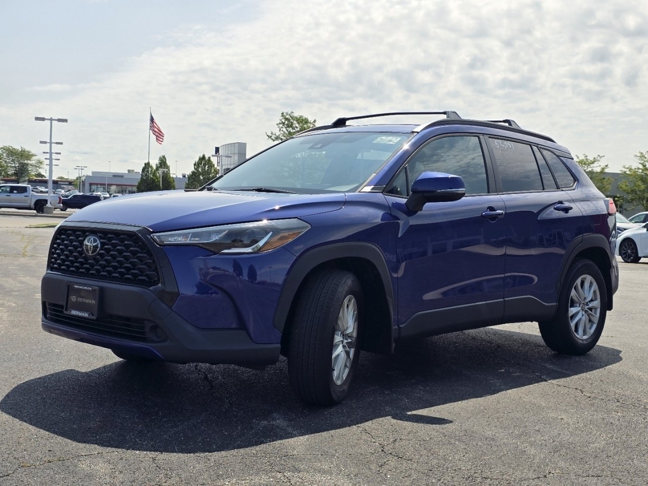 Certified 2022 Toyota Corolla Cross LE AWD/4WD image 10