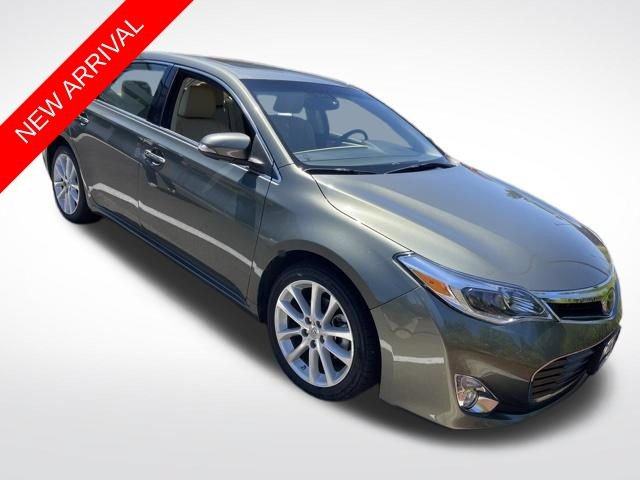 Used 2013 Toyota Avalon Limited w/ Technology Pkg