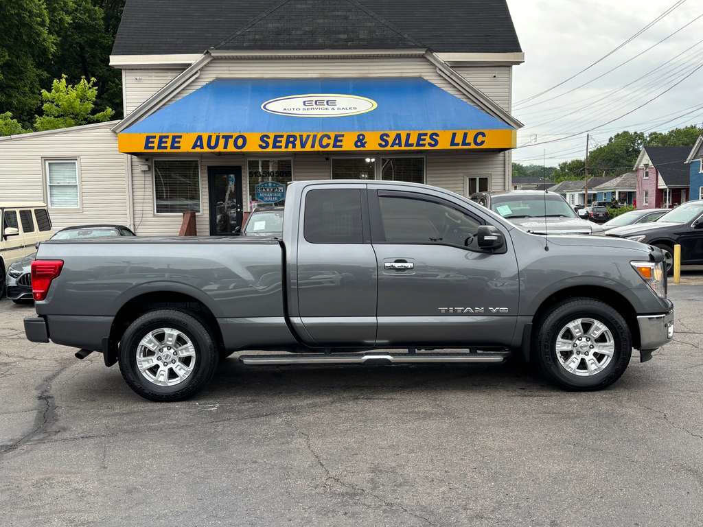 Used 2019 Nissan Titan SV w/ SV Convenience Package