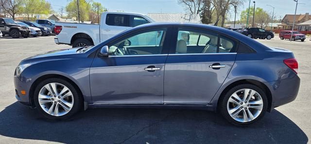 Used 2014 Chevrolet Cruze LTZ w/ Enhanced Safety Package FWD image 4