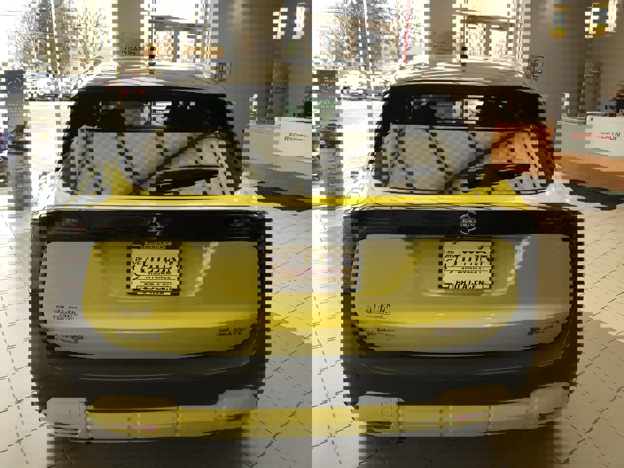 New 2026 Nissan Kicks SR w/ Cold Weather Package image 10