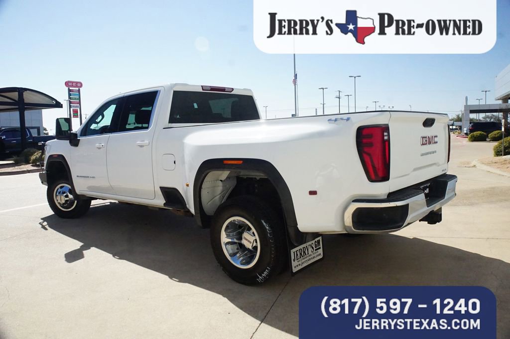 Used 2024 GMC Sierra 3500 SLE w/ SLE Convenience Package image 2