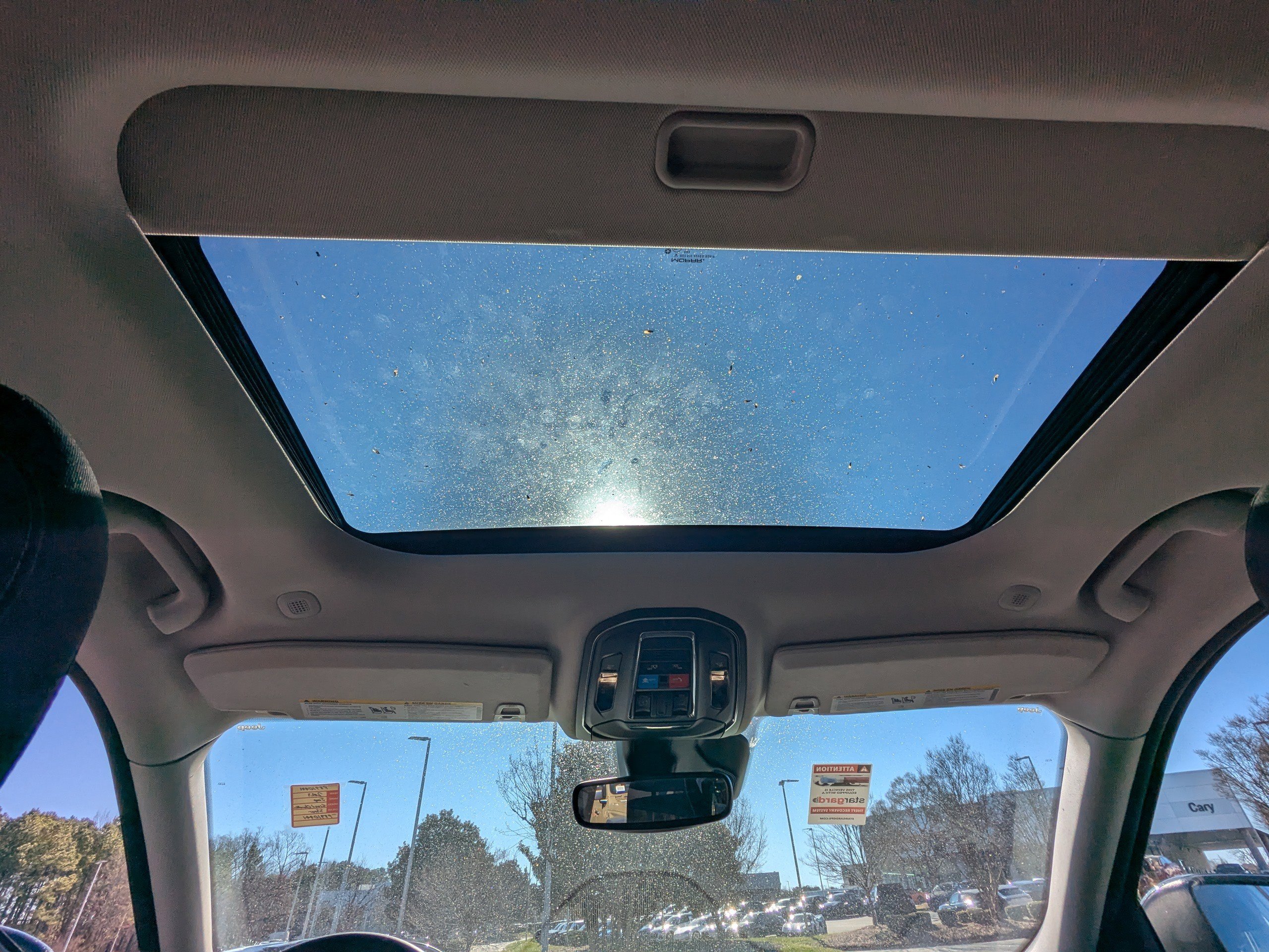 Certified 2023 Jeep Grand Cherokee Laredo X image 12