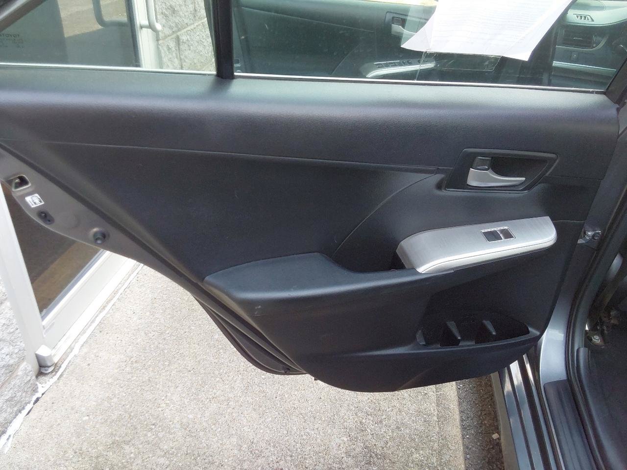Used 2013 Toyota Camry SE FWD image 20