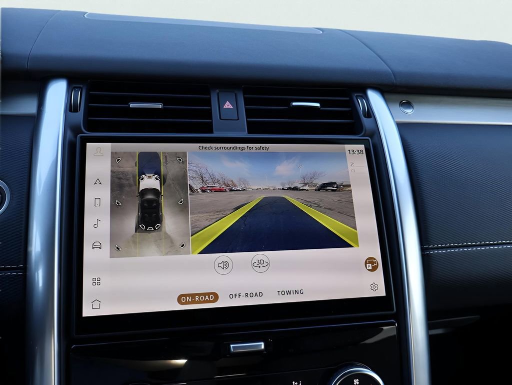 New 2026 Land Rover Discovery Limited Edition image 25