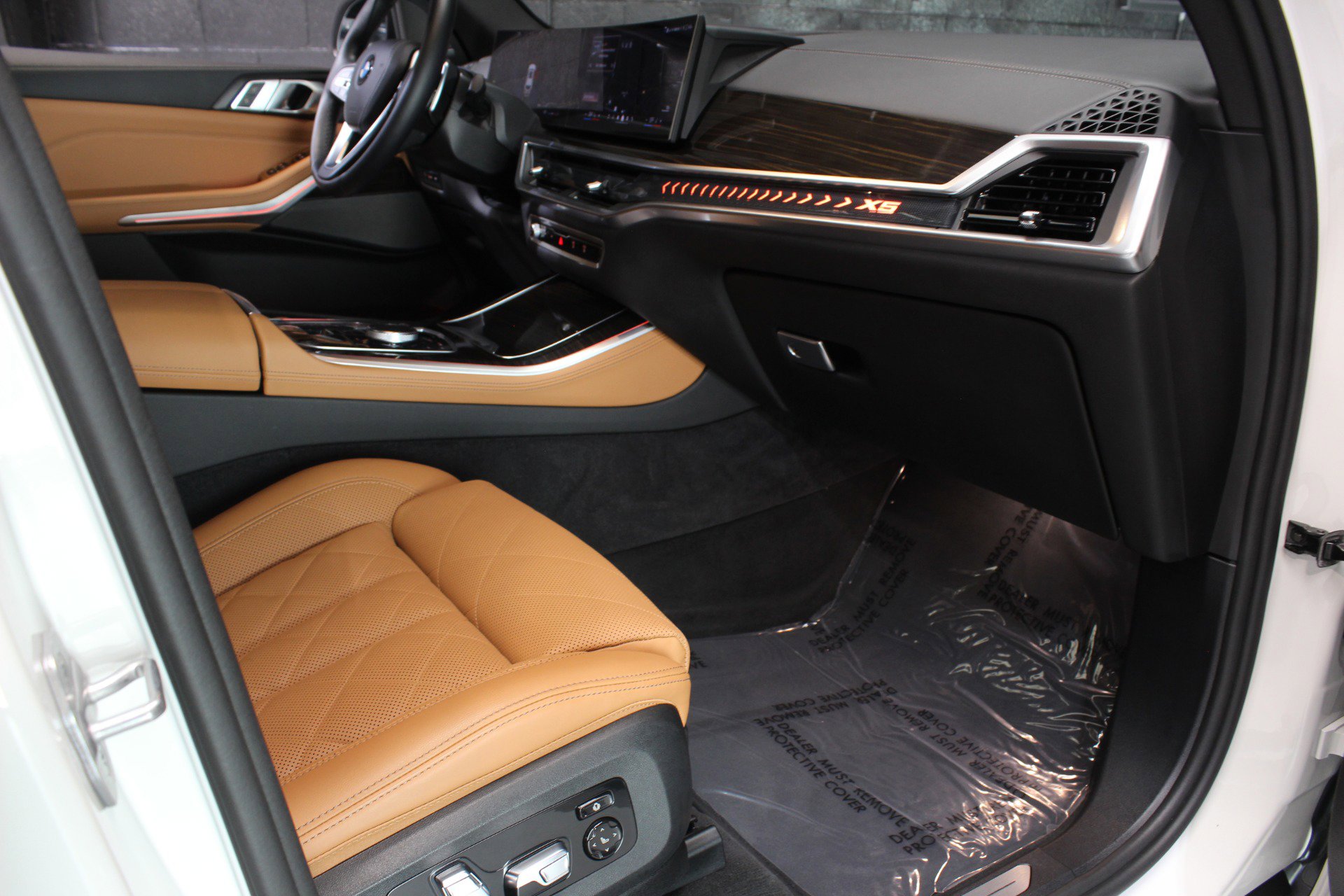 Used 2024 BMW X5 sDrive40i w/ Premium Package image 46