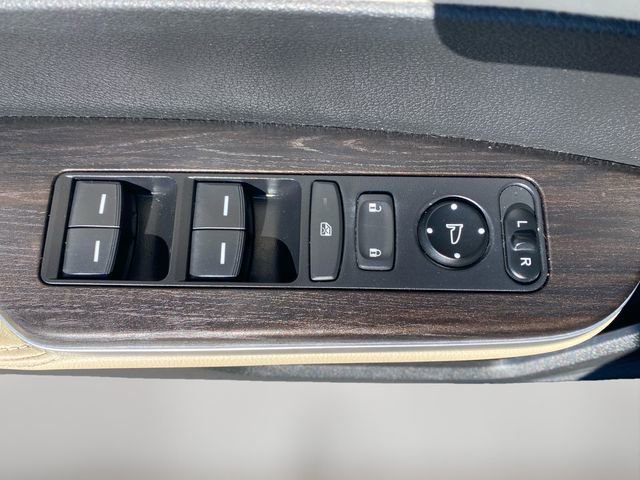 Used 2018 Honda Clarity Touring image 17