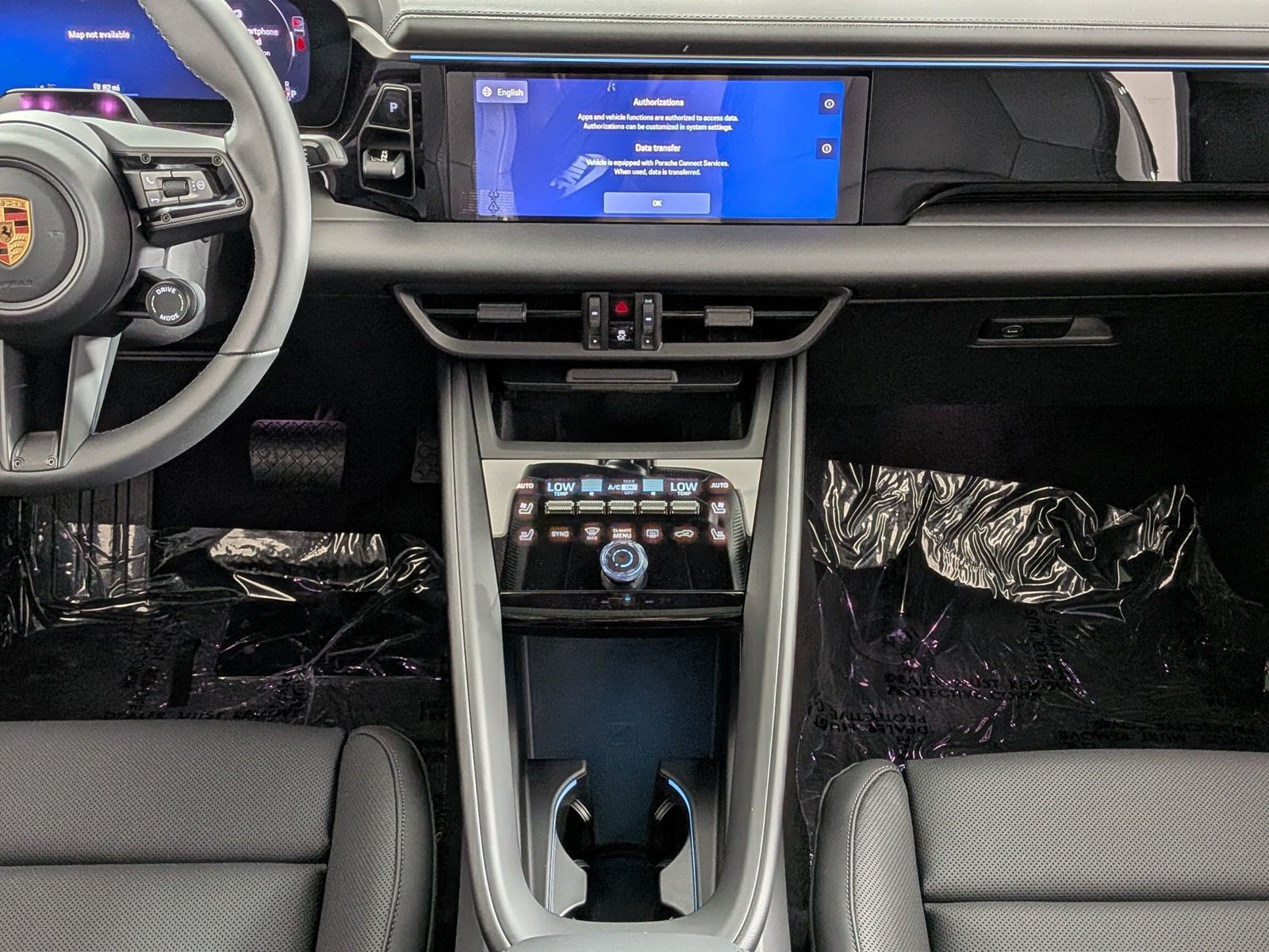 New 2026 Porsche Macan Electric RWD image 20