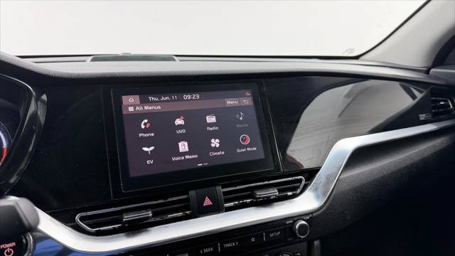 Used 2022 Kia Niro EX w/ Cold Weather Package FWD image 28